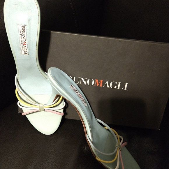 Bruno Magli Womens Nirsa Slide Sandals 7.5 N New - Picture 2 of 3